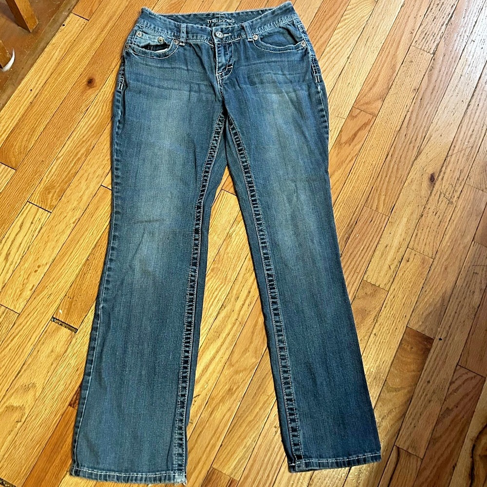 Maurices‎ Straight Leg Relaxed Fit Jeans Size 3/4 Reg